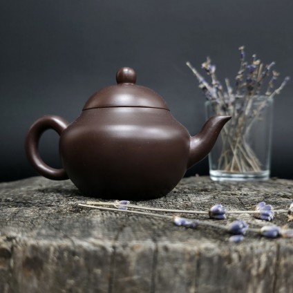Чайник из исинской глины «Мэнчэнь Ху» 125 мл Чайник из исинской глины «Мэнчэнь Ху» 125 мл